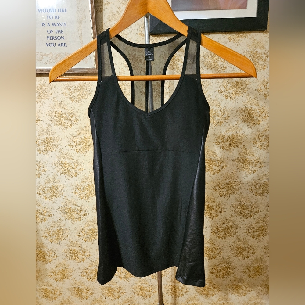 NWOT XX VINA BLACK ATHLETIC TANK